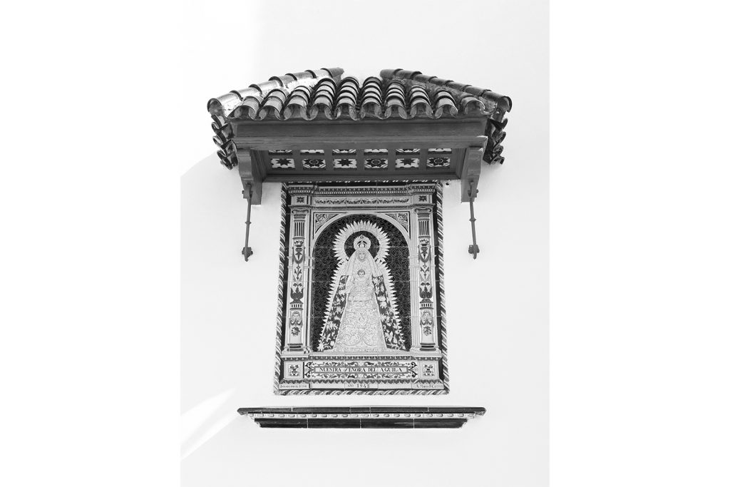virgen aguila alcala de guadaira